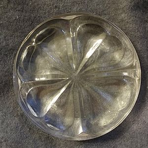 Vintage Signed Steuben Crystal paperweight